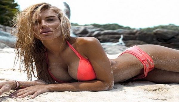 Milana Yuzhakova: Η καλλονή που κάνει τους άντρες να ... παραμιλάνε (φωτό)