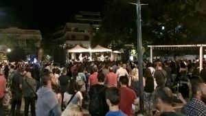 O &quot;Sophokles Thaumastos &amp; The Dreamwalkers&quot; και τα  &quot;Υπόγεια Ρεύματα&quot; ξεσήκωσαν το Αγρίνιο με τα τραγούδια τους (φωτό)