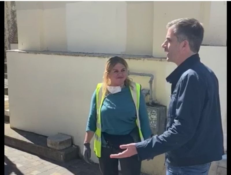 Απο τον Εμπεσό του Βάλτου η υπάλληλος του Δήμου Αθηναίων που βρήκε και παρέδωσε τσάντα με 19.000 ευρώ