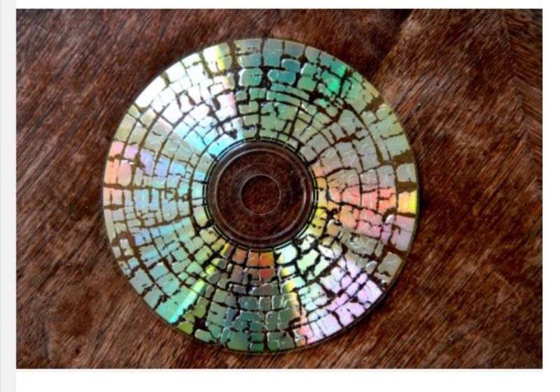 Γιατί το cd είναι πια τόσο απαξιωμένο στην Ελλάδα…