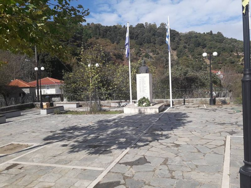 Σταθάς Αιτωλοακαρνανίας,το ιστορικό χωριό του Γερο-Δήμου Σταθά με το πανέμορφο δάσος βελανιδιάς!