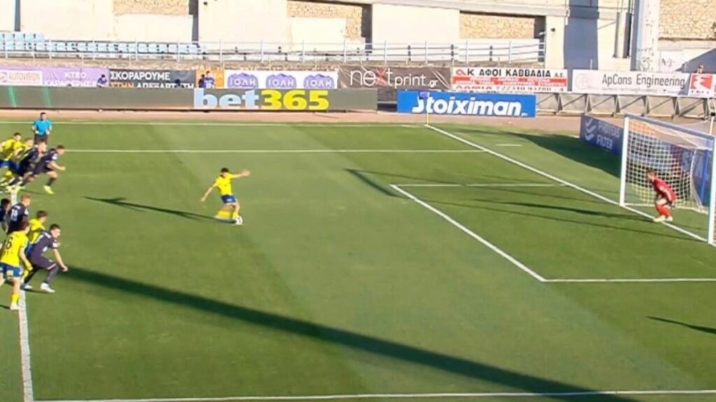 Λανουά: «Έπρεπε να δοθεί επανάληψη στο πέναλτι του Παναιτωλικού στη Λαμία»