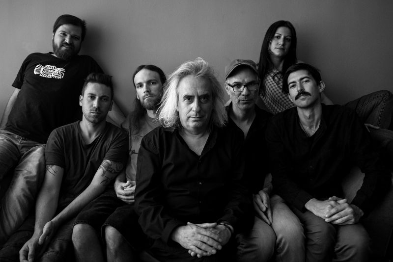 Ο Γιάννης Αγγελάκας στο ArtWave Festival  Πάρκο Πυρσινέλλα Ιωάννινα 5-9 ιουλίου