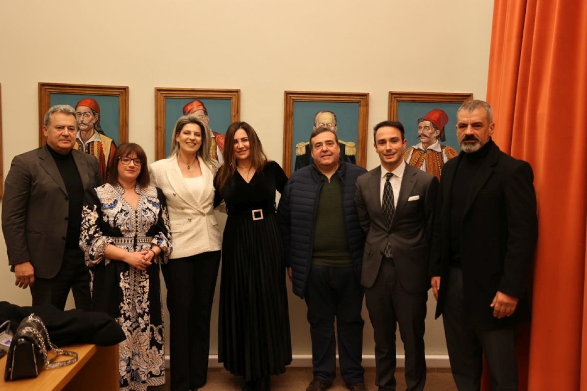 Πλήθος κόσμου  στην παρουσίαση του βιβλίου της Βίκυς Φλέσσα «Γιατί ψυχανάλυση, κύριε Γιωσαφάτ;»