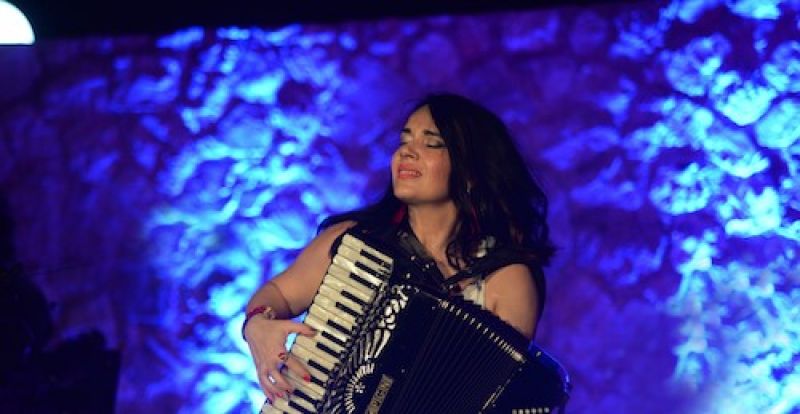 Συνεχίζεται με επιτυχία: Παρασκευή 23 Νοεμβρίου «Έτσι είν’ η… Ζωή» της Ζωής Τηγανούρια [φωτο+video]