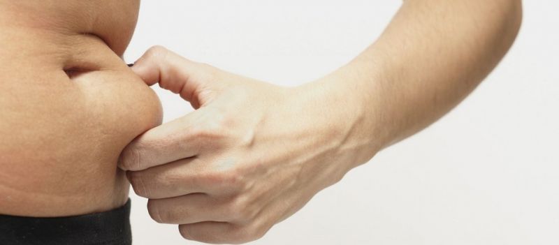 Αυτοί είναι οι 4+1 τρόποι για να χάσετε βάρος και λίπος από την κοιλιά