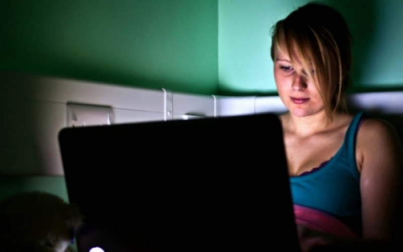 Το Facebook βλάπτει την ψυχική υγεία του εφήβων