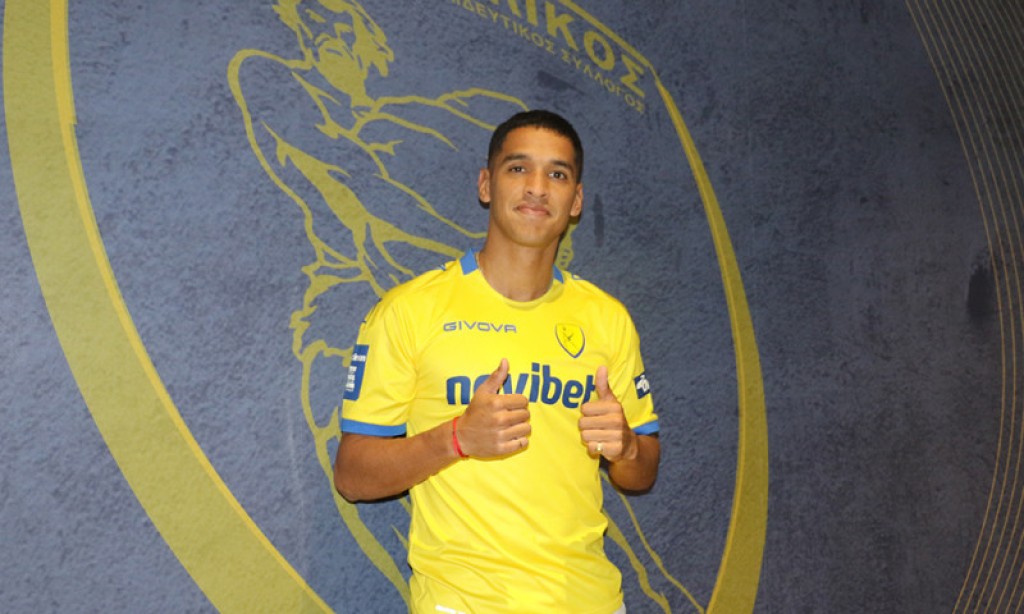 Παραμένει στον Παναιτωλικό ο Λομόνακο