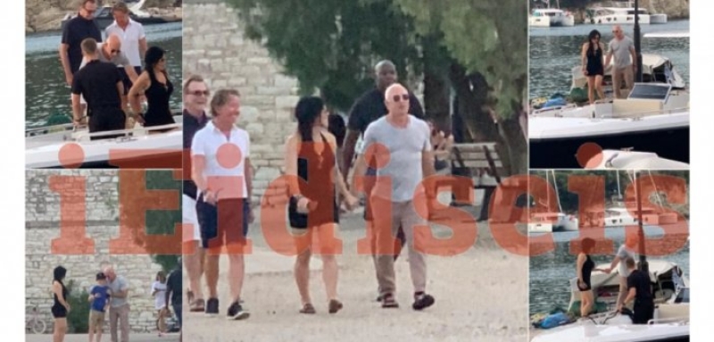 Ο Τζεφ Μπέζος «ψηφίζει» Ελλάδα – Επισκέφθηκε τον Καστό στο Ιόνιο