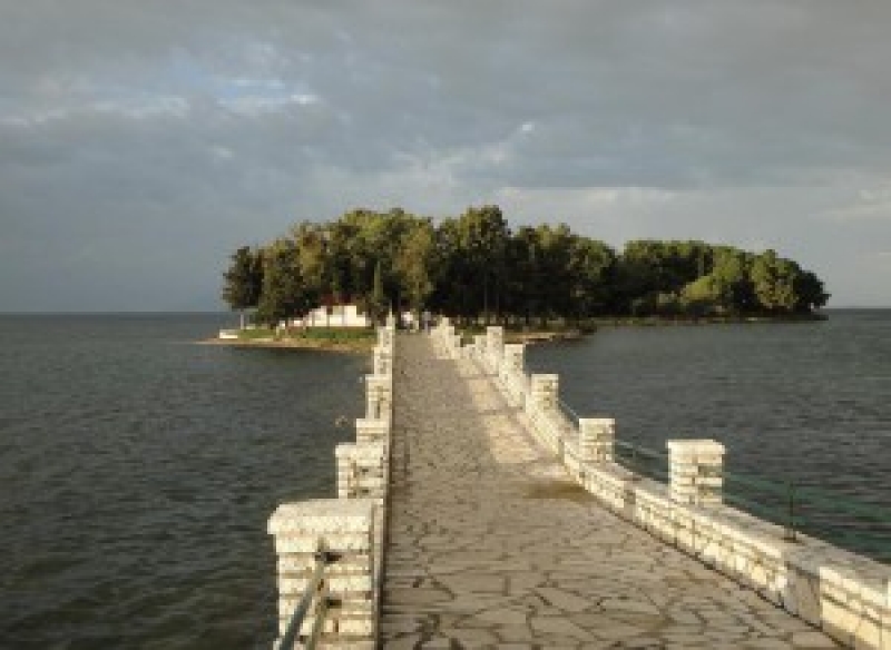 Παραδοσιακοί χοροί στην Κουκουμίτσα από τον σύλλογο «η Θεοτόκος»