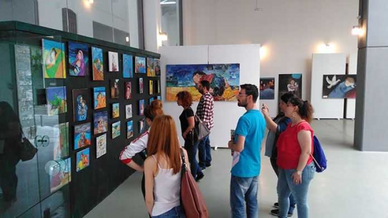 Σπουδαστές του ΔΙΕΚ Δημοσιογραφίας στην έκθεση «Αναφορές» (ΦΩΤΟ)