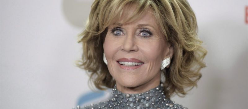 Συγκλονιστική Τζέιν Φόντα: «Ελληνες μείνετε ενωμένοι και αντισταθείτε στους τύραννους δανειστές»! (βίντεο)