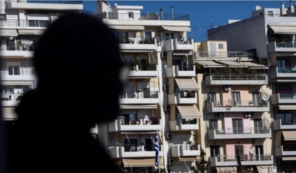 Έκθεση Κομισιόν για τη στέγαση: Οι 4 θλιβερές πρωτιές της Ελλάδας που φανερώνουν το μέγεθος του προβλήματος
