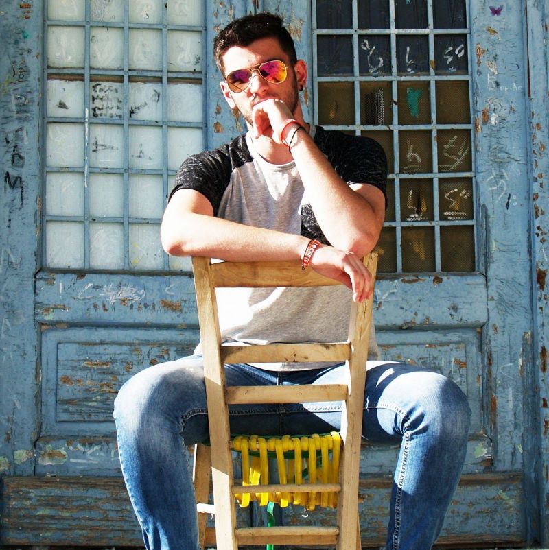 Νεο τραγούδι - Γιώργος Άγγελος Γκρίζης - &quot;Μία και μοναδική&quot;