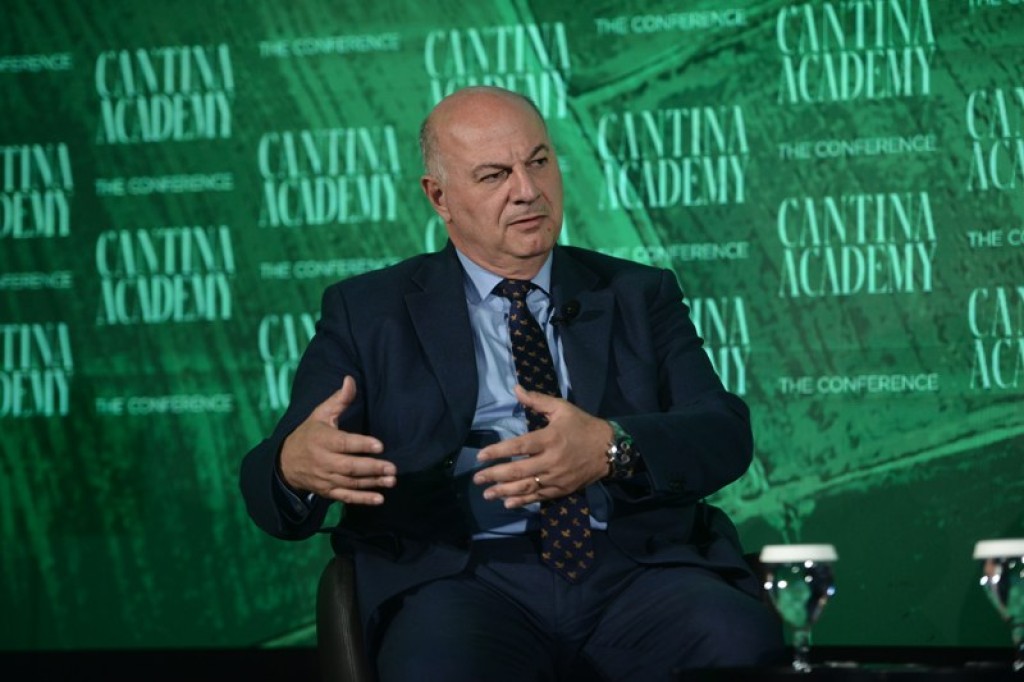 ΥπΑΑΤ, Κώστας Τσιάρας στο 1ο Συνέδριο του Cantina Academy στη Λάρισα : Για πρώτη φορά υπάρχει εθνικό στρατηγικό σχέδιο για τη διαχείριση των υδάτινων πόρων