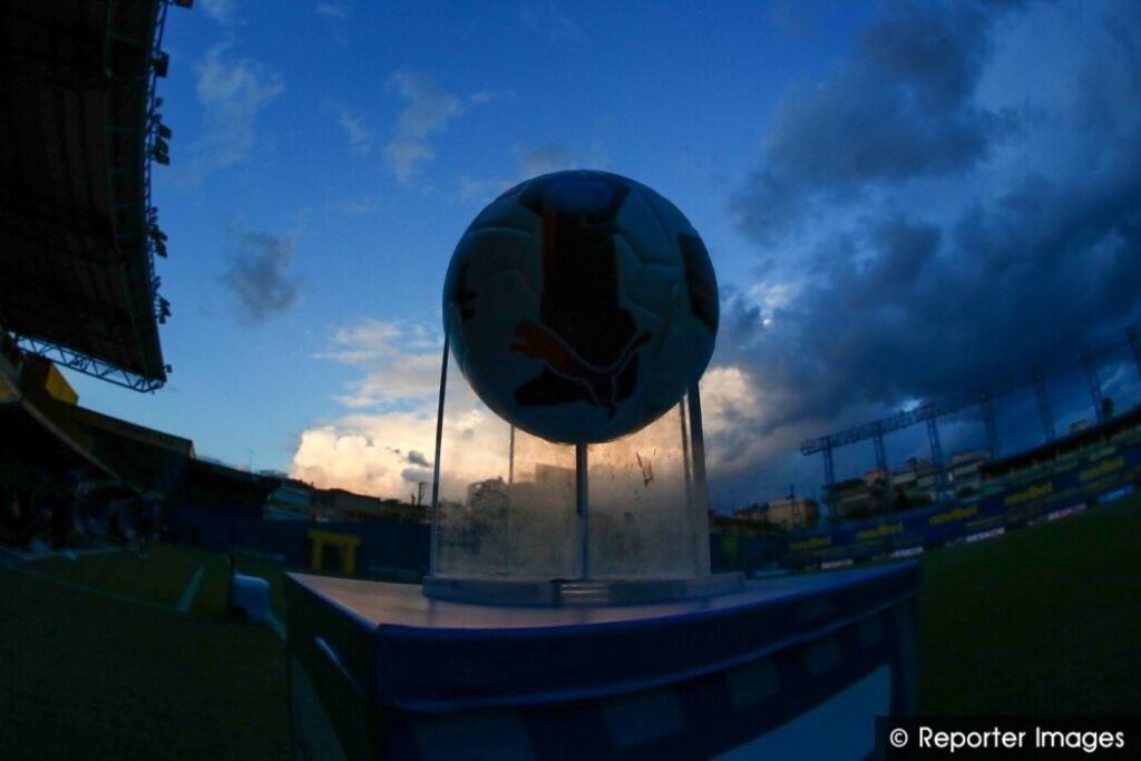 Super League: Το τηλεοπτικό συμβόλαιο που υπογράφουν οι 9+1 ομάδες