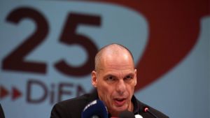 Στο Αγρίνιο το Σάββατο ο Γιάνης Βαρουφάκης