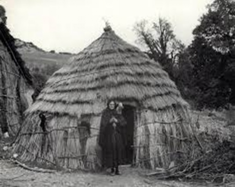 II. Κτηνοτροφικά του Ξηρομέρου. Η Καλύβα του τσοπάνη