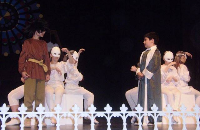 Με επιτυχία η παράσταση του παιδικού θεατρικού τμήματος του Συλλόγου «Παλαιόκαστρο»