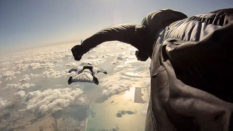 Ένα γραμμάριο δράσης ισούται με έναν τόνο θεωρίας