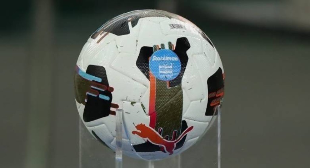 Super League: 57 δευτερόλεπτα σιγής για τα Τέμπη πριν τους αγώνες