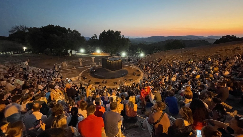 Αναβάλλεται για λόγους ασφαλείας η παράσταση «Φιλοκτήτης» στο Αρχαίο Θέατρο Οινιαδών