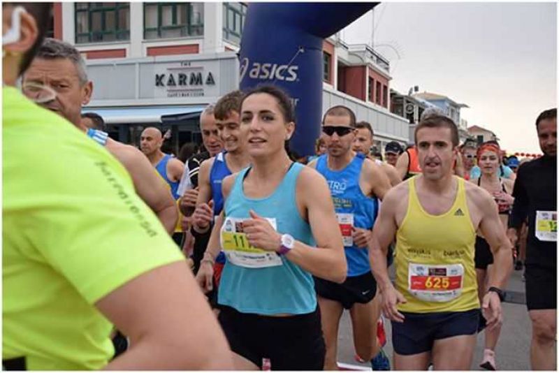 Ελένη Νικολοπούλου: Η Αγρινιώτισσα μαραθωνοδρόμος που διέπρεψε στον 7ο Ημιμαραθώνιο Λευκάδος