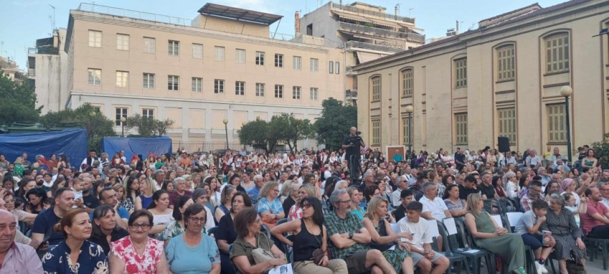 Αγρίνιο: &quot;Σηκώστε να χορέψουμε&quot; - Η μεγάλη γιορτή του Λαογραφικού Ομίλου της ΓΕΑ (εικόνες &amp; video)