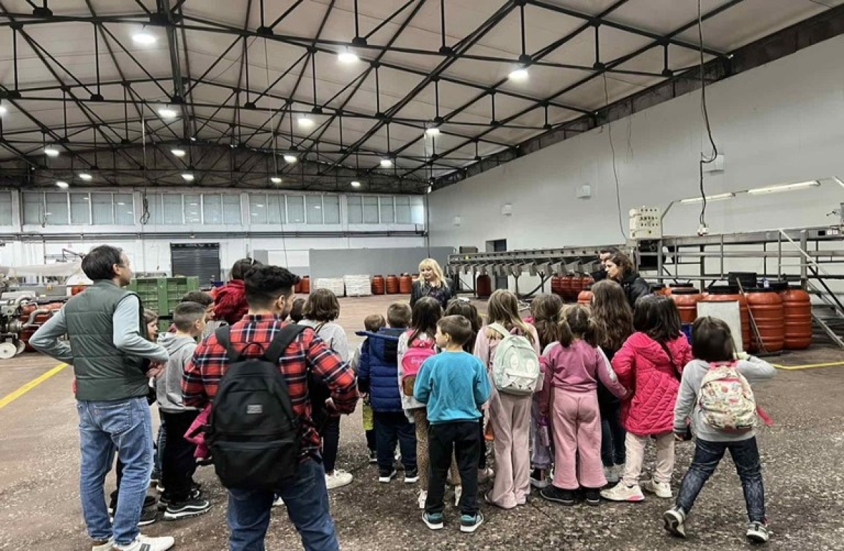 Νέα εκπαιδευτική επίσκεψη στα εργοστάσια της Ένωσης Αγρινίου