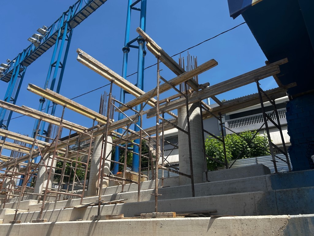 Γήπεδο Παναιτωλικού: Σκαλωσιές στην μικρή εξέδρα (φωτο)