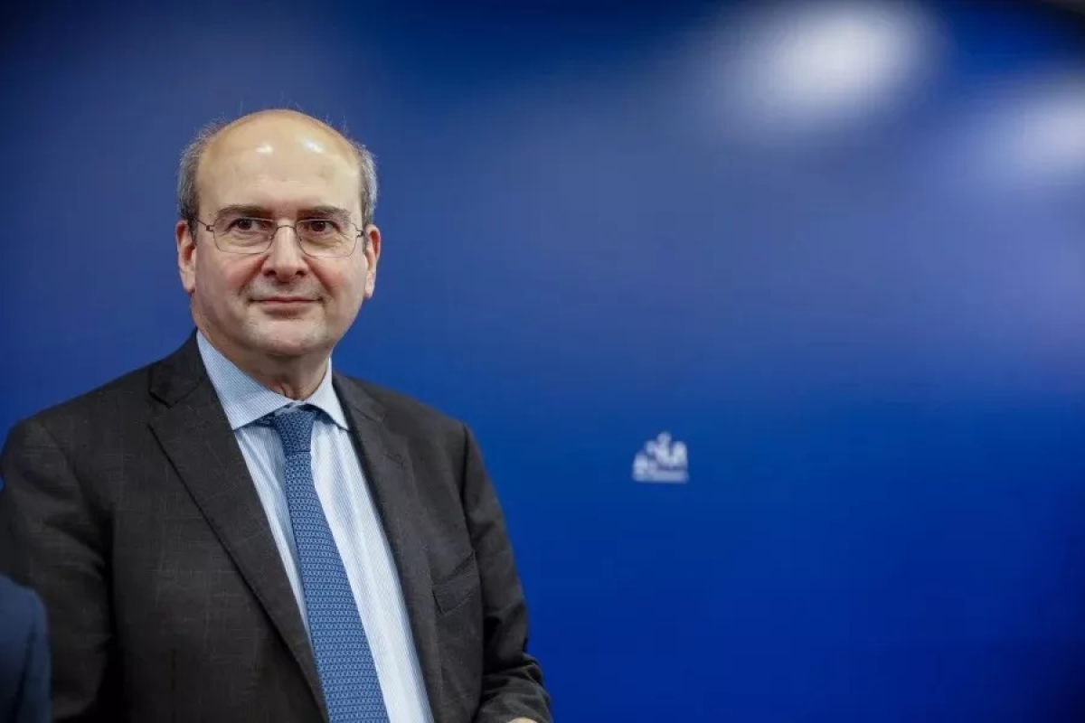 Τι αλλάζει από 1/1/2024 για επαγγελματίες και επιχειρήσεις – MyDATA, POS και μετρητά μέχρι €500