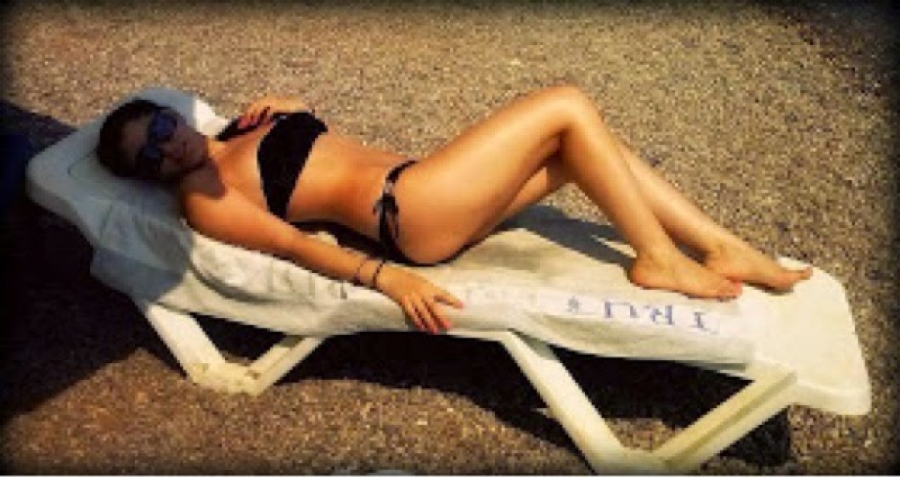 Με καταγωγή απο το Παναιτώλιο η Χριστίνα Τσίγκα: Μια γλυκιά και διακριτική παρουσία στο χώρο της μόδας.