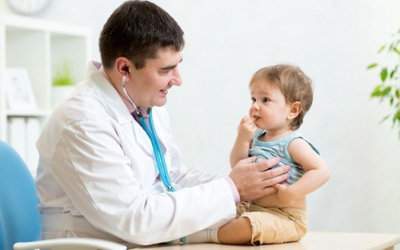 Σε έξαρση οι λοιμώξεις στα παιδιά. Προσοχή στους γονείς συνιστούν οι Ω.Ρ.Λ.
