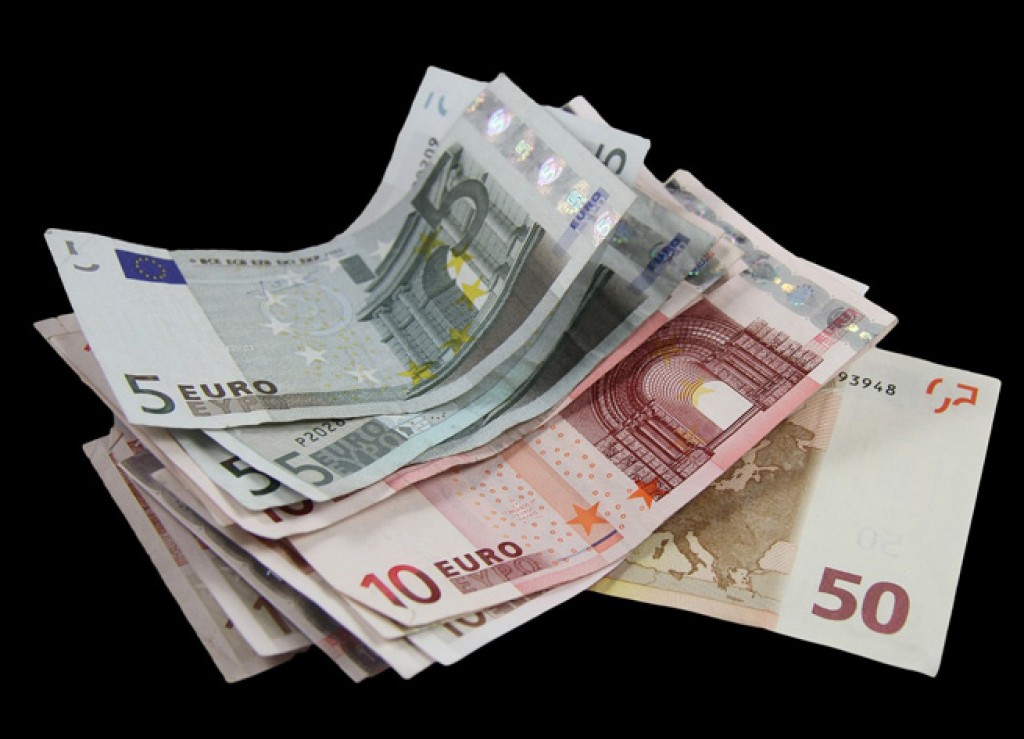 Ποια επιδόματα αυξάνονται μαζί με τον κατώτατο μισθό;