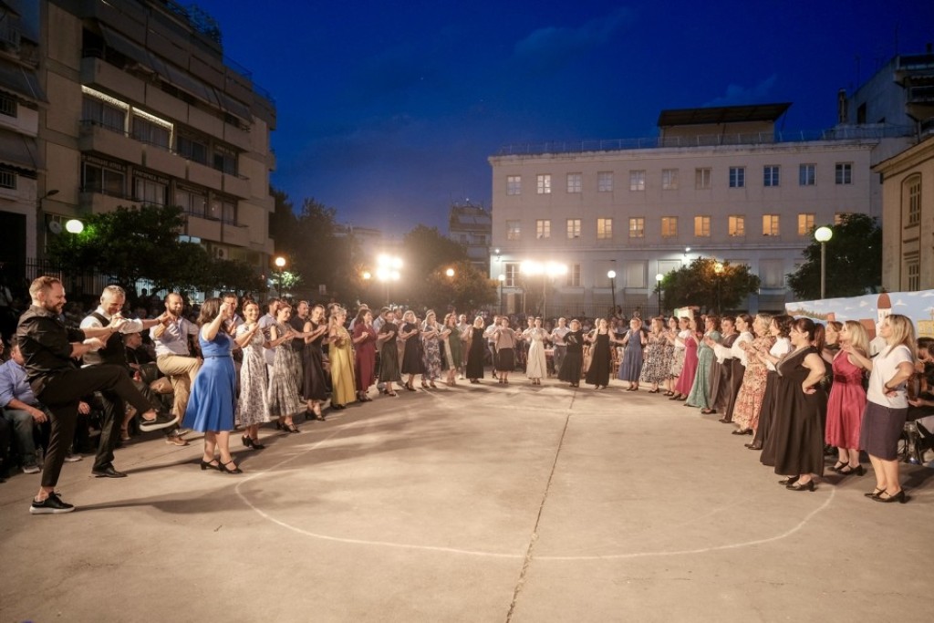 Με μια εντυπωσιακή εορταστική εκδήλωση έκλεισε τη χορευτική περίοδο 2024-2025 ο Λαογραφικός Όμιλος της Γυμναστικής Εταιρείας Αγρινίου (ΓΕΑ).