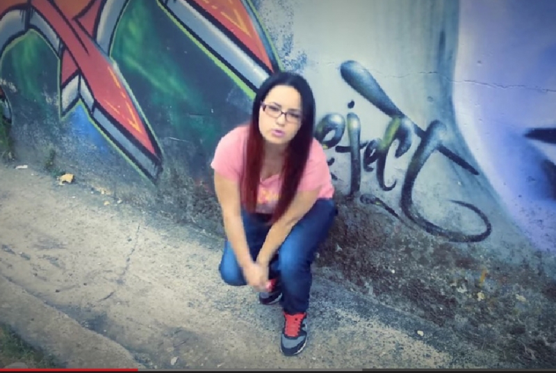 Χιπ χοπ: Video Clip από την αγρινιώτισσα Χρύσα Διονυσίου