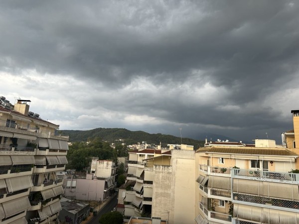 Βροχές και καταιγίδες στην Αιτωλοακαρνανία – Βελτίωση την Κυριακή με συννεφιά και διαστήματα ηλιοφάνειας