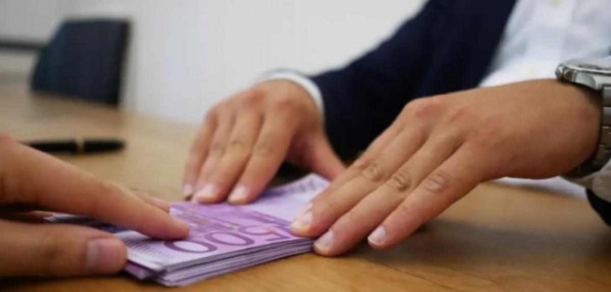 Κατώτατος μισθός: Εκδόθηκε η τροπολογία για την αύξηση – Τι προβλέπει