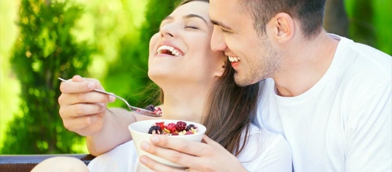 Εσύ τις ξέρεις; Αυτές είναι οι 10 τροφές που συνδέονται με την ερωτική διάθεση