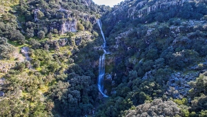 Ο καταρράκτης στα Ελληνικά Αιτωλοακαρνανίας (Βίντεο)