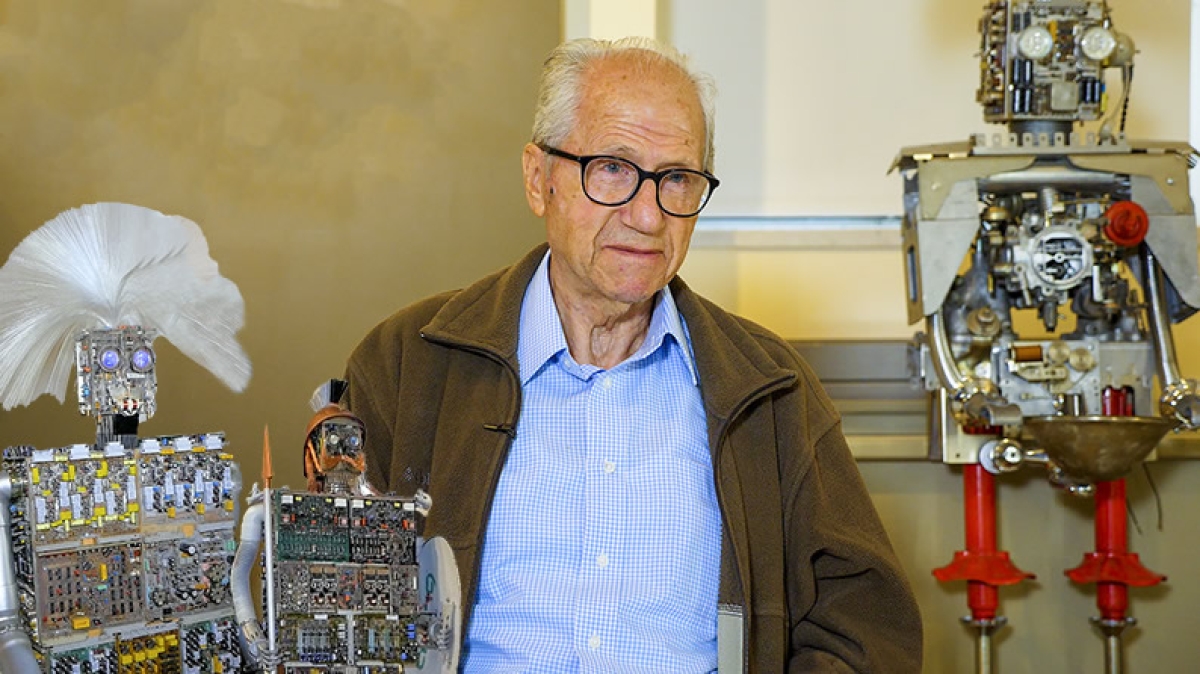 Τάκης Μυλωνάς, ο ρομποτικός τεχνίτης της Αράχωβας (βίντεο)