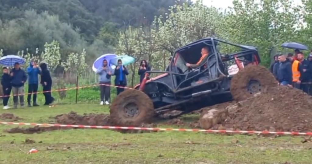 Μακρυνεία: Λέσχες 4Χ4 από ολόκληρη την Ελλάδα στη Γαβαλού