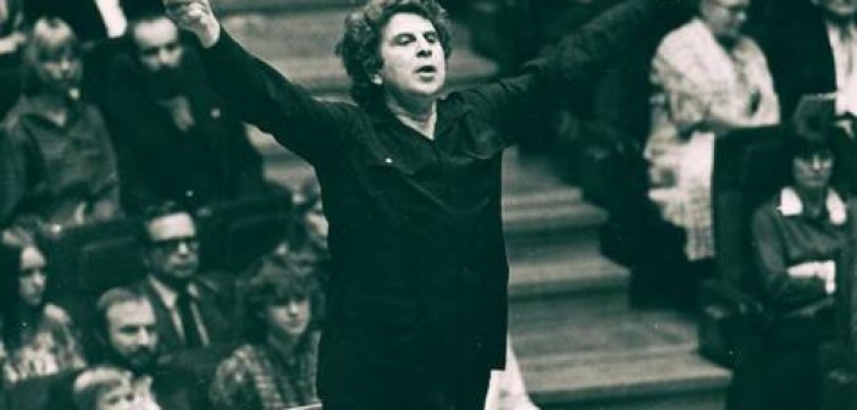 Άξιον εστί: Σαν σήμερα, στις 19 Οκτωβρίου 1964 παρουσιάστηκε για πρώτη φορά στην σκηνή του θεάτρου Rex – Μαρίκα Κοτοπούλη