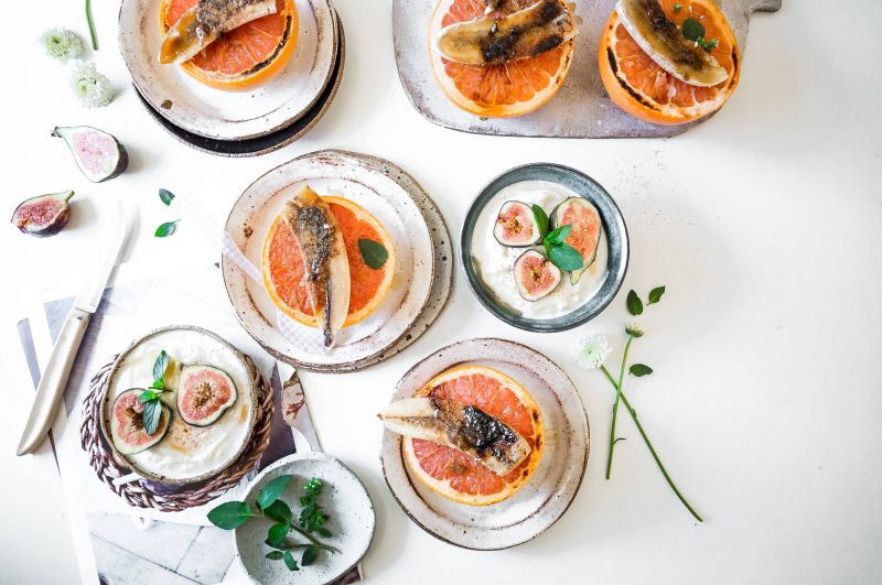 Χωρίς θερμίδες: Οι 10 τροφές που μπορείς να τρως όσο θέλεις χωρίς να παχαίνεις