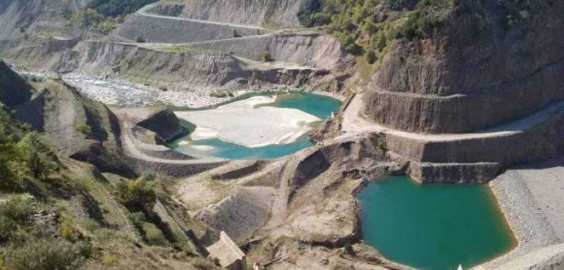 Ας ασχοληθούν οι Θεσσαλοί με το νερό που χάνεται στο δρόμο για το χωράφι