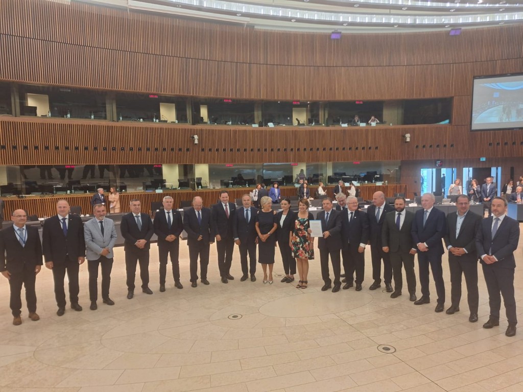 Σημαντικές παρεμβάσεις του ΥπΑΑΤ Κώστα Τσιάρα στο Συμβούλιο Υπουργών Γεωργίας και Αλιείας της ΕΕ και στους MED-9