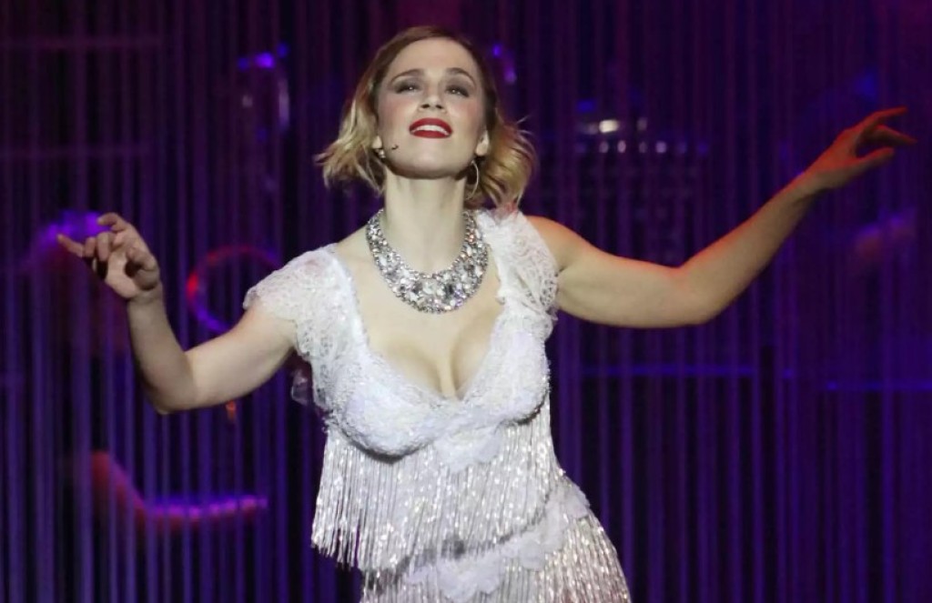 Η Ναυπάκτια Νάντια Μπουλέ σε πρωταγωνιστικό ρόλο σε παραγωγή του Broadway για το μιούζικαλ Chicago