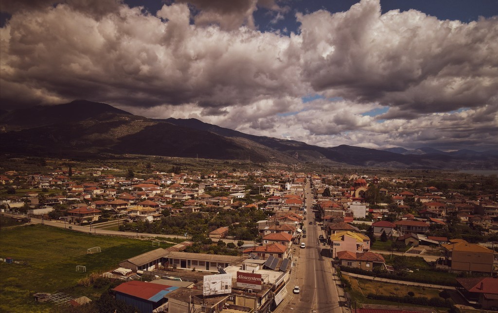 Αντιδρούν οι αγρότες στο Καινούργιο για τους λογαριασμούς νερού και τα προβλήματα στην άρδευση- «δίπλα στη λίμνη και δεν μπορούμε να ποτίσουμε τις ελιές»