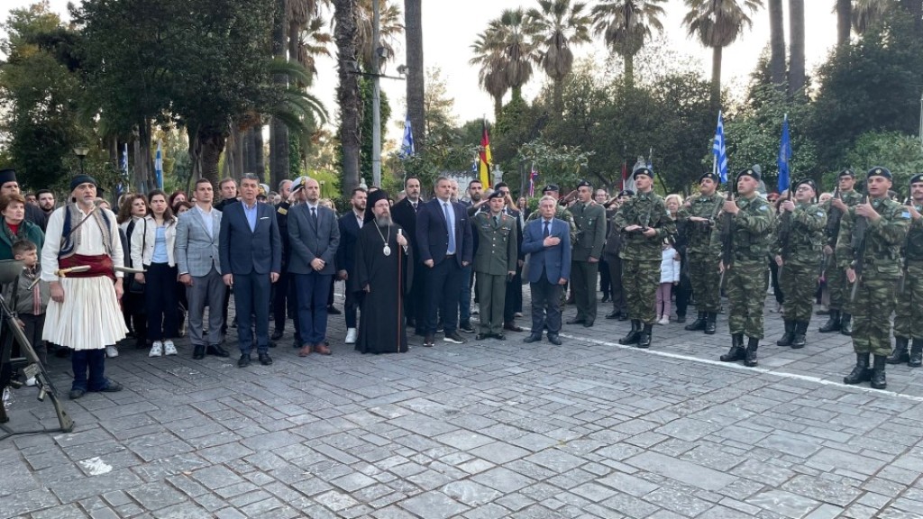 Η Ιερή Πόλη Μεσολογγίου τίμησε με μεγαλοπρέπεια τον Αρχηγό της Φρουράς Αθανάσιο Ραζή-Κότσικα