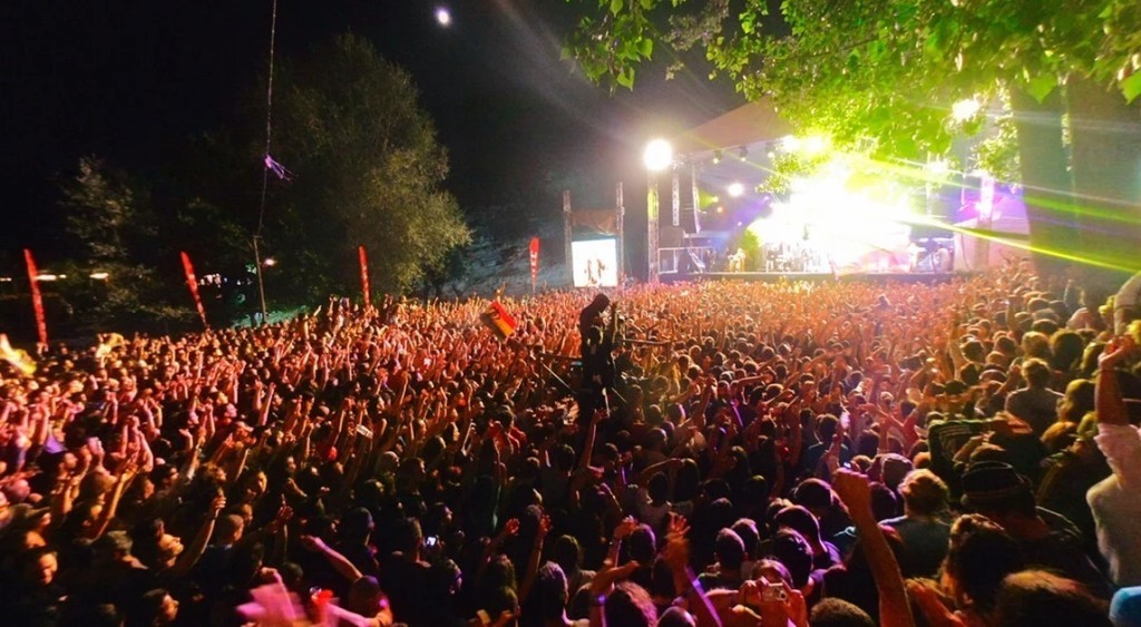 Με Παπακωνσταντίνου, Χαρούλη και Ιωαννίδη το Amvrakia Music Festival επιστρέφει τον Αύγουστο! (Παρ 15 - Κυρ 17/8/2025)